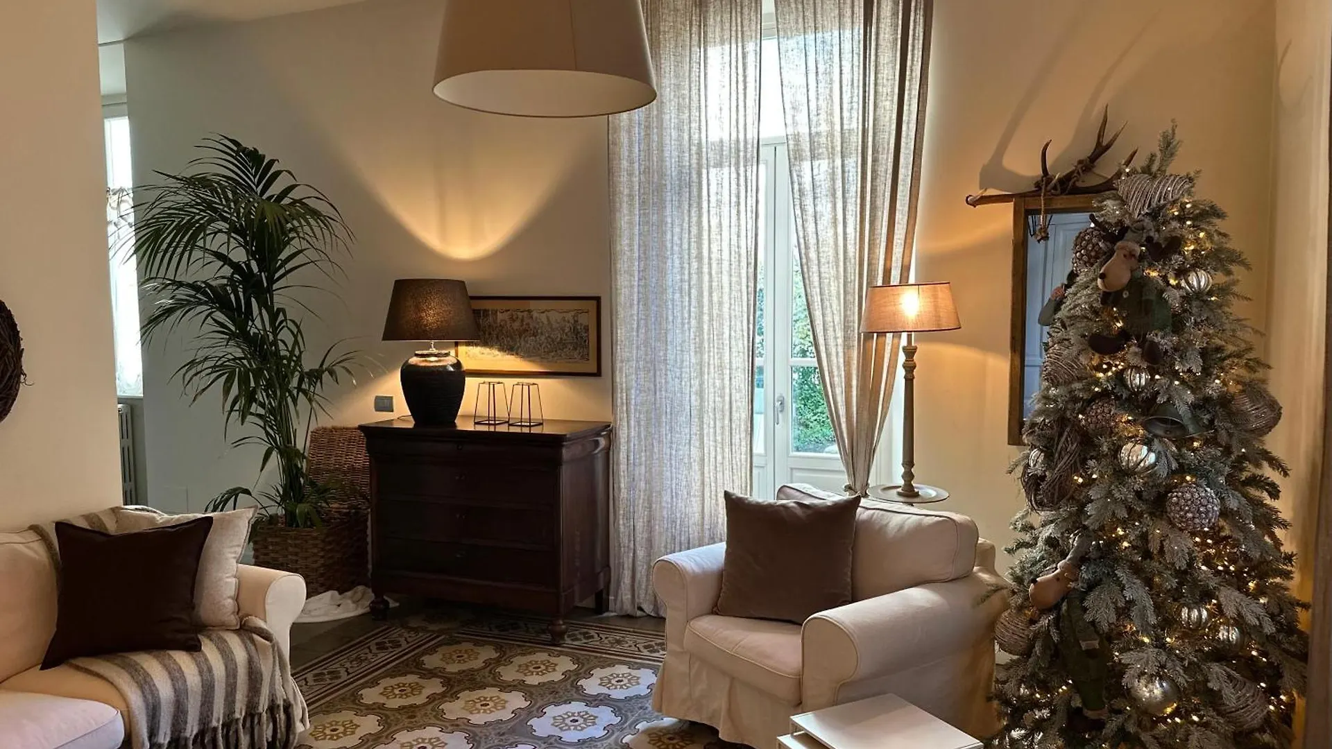 Casa Vacanza Baragiola4 - Hotel San Giuseppe Group 케르노비오 펜션