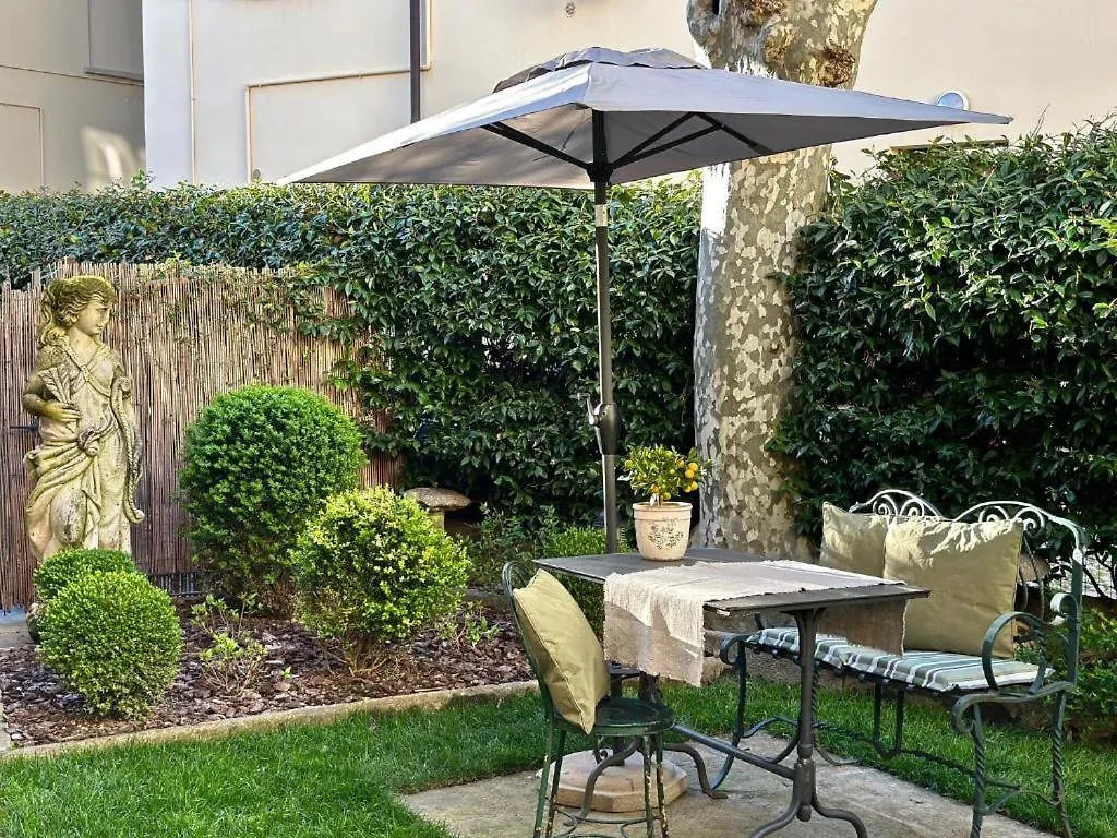 Casa Vacanza Baragiola4 - Con Giardino E Parcheggio イタリア